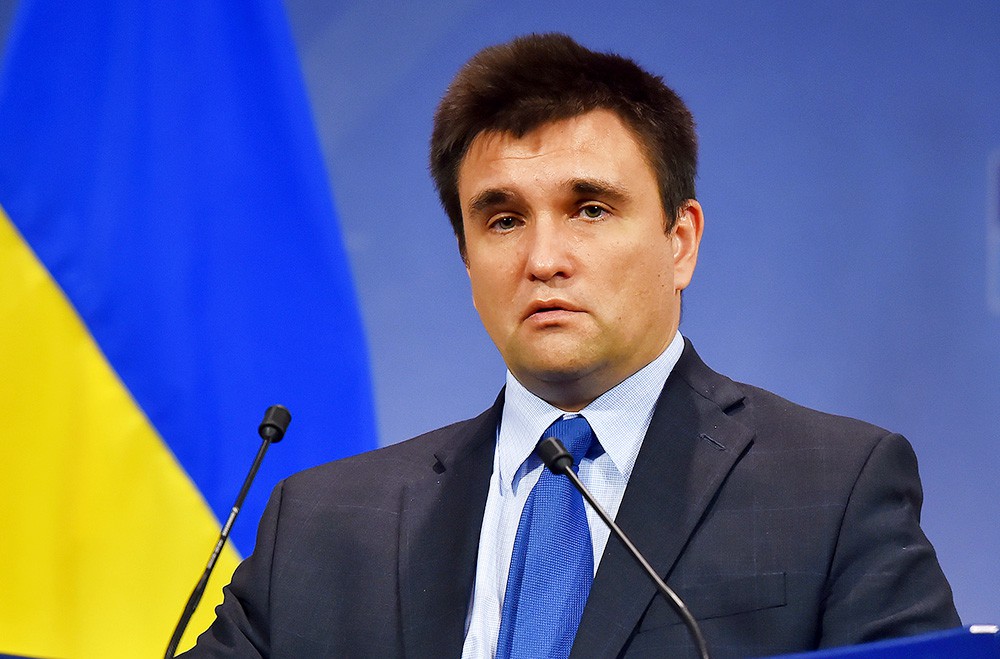Украйна готви визов режим за руснаците
