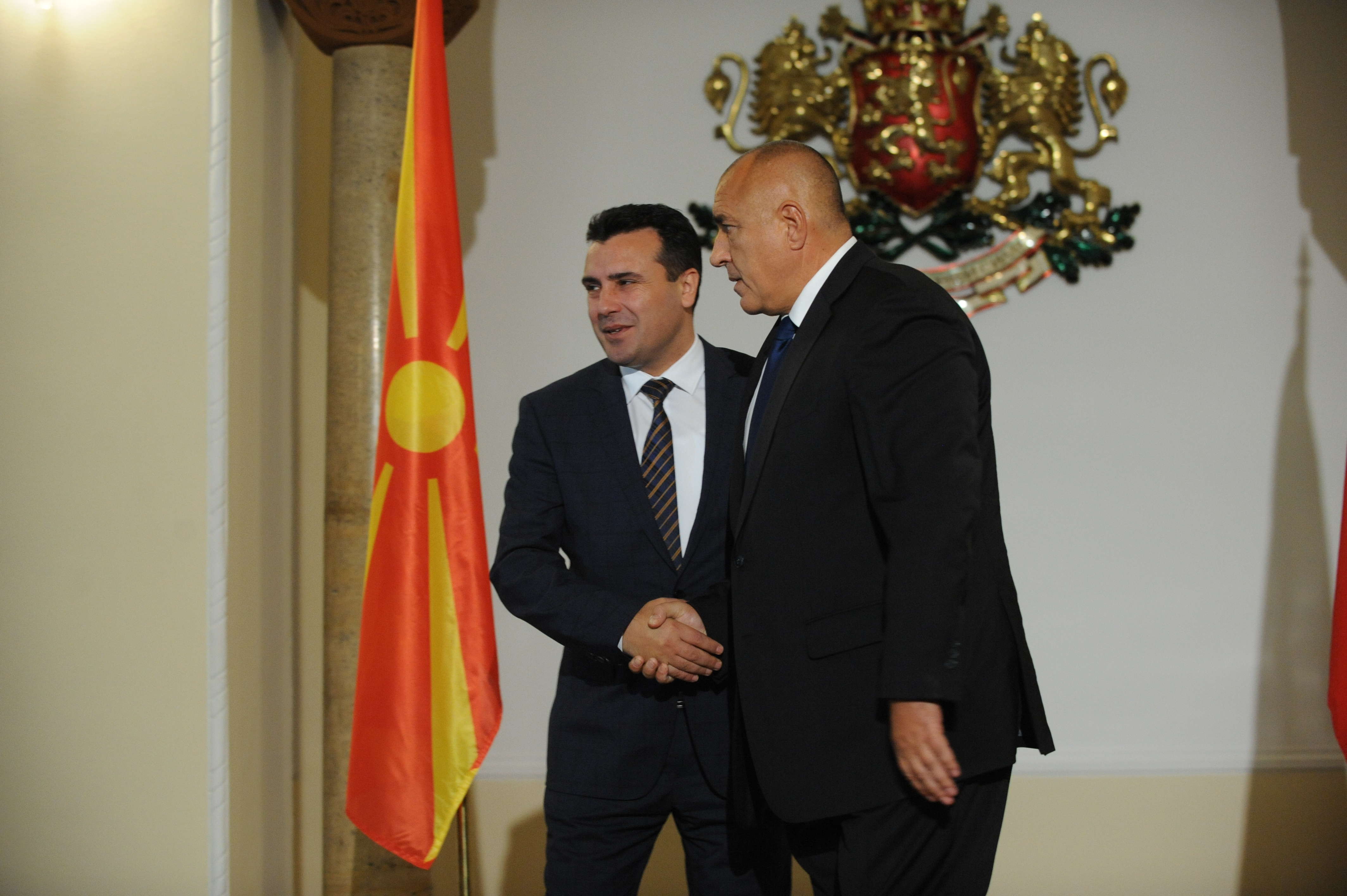 Борисов даде джип на Заев, за да стигне до Скопие в снега