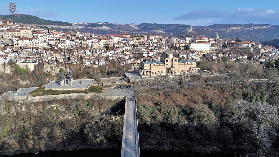 Запазват се ставките на данък сгради и на таксата за битови отпадъци в Търново