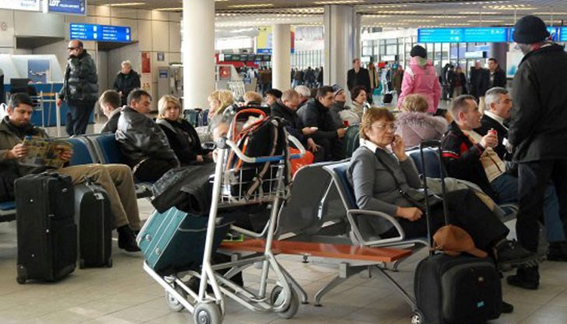 78 600 българи избягали в чужбина