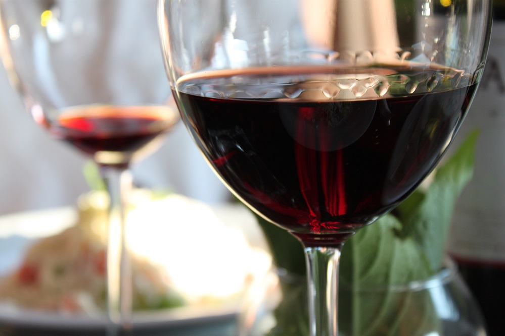 Село Дъбрава с „Празник на виното“ събира ценители и винопроизводители