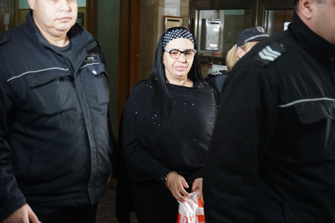 Анита Мейзер влиза в затвора в Сливен