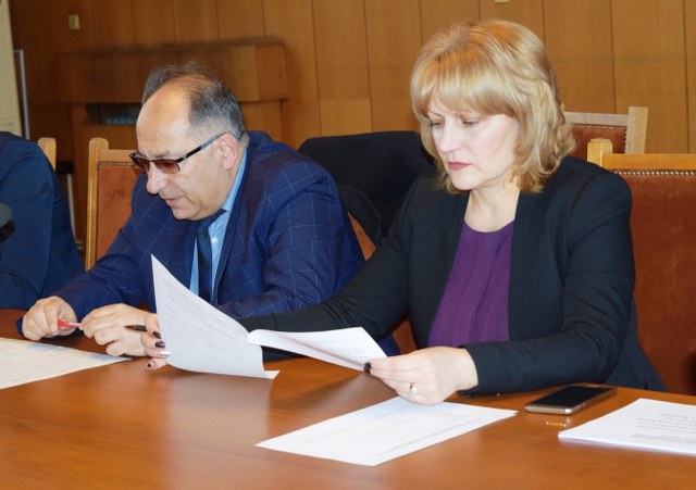 Влагат 43 000 лева в обновяване на военни паметници във Великотърновска област
