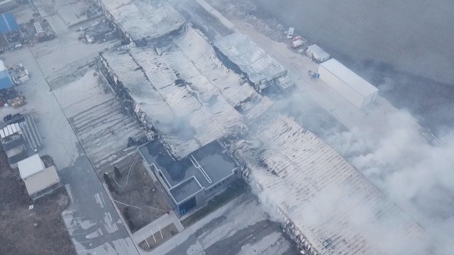 Собственикът на изгорелия цех за месо във Войводиново: Няма версия за пожара, ще продължим работа