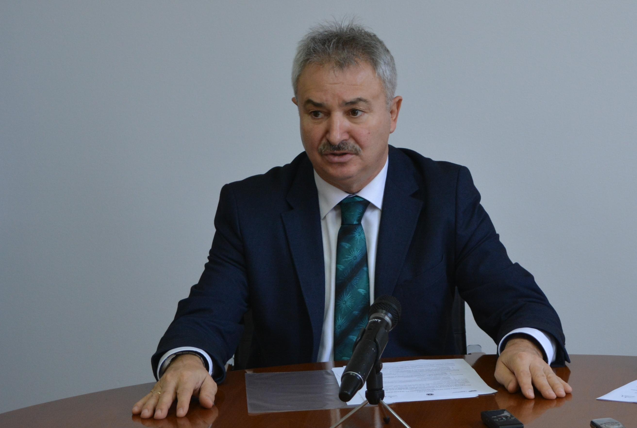 Водолази и майстори потягат Монтана след вандалски атаки