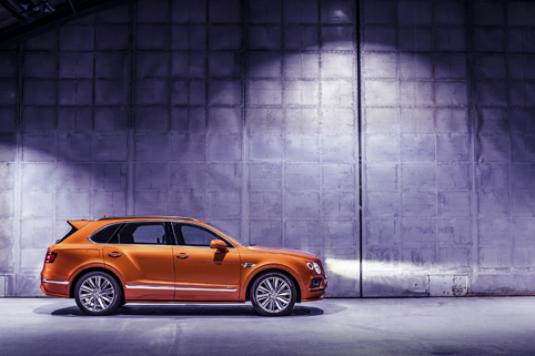 306 км/ч вдига Bentley Bentayga