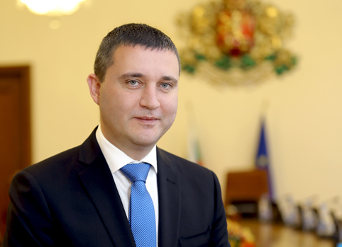 Удължават срока за касовите апарати (обзор)