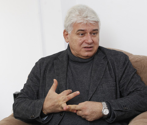 Пламен Киров, професор по конституционно право, пред „Труд“: ГЕРБ ще направят пробив в правната теория
