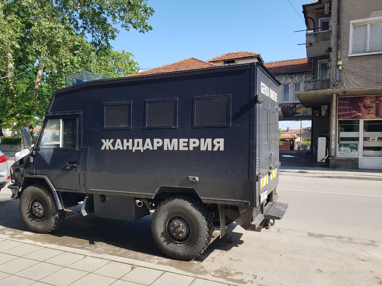 60 автомобила и 102 граждани проверени при мащабна операция в Еленско