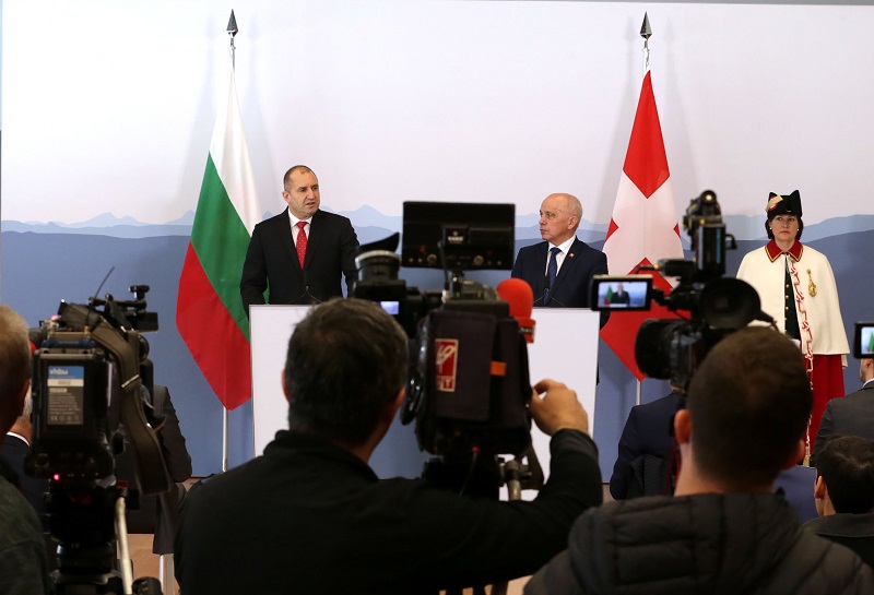 Румен Радев: България и Швейцария трябва да засилят обмена на информация при укриване на доходи и данъчни престъпления