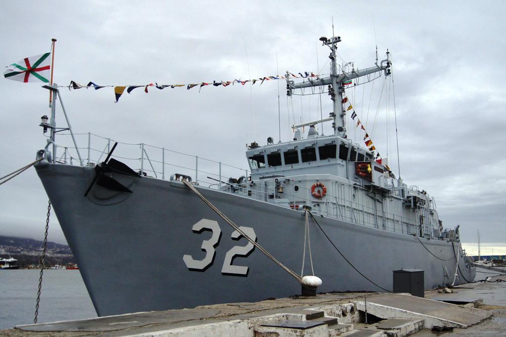 Кораби на НАТО акостираха във Варна