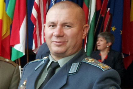 Ген. Димитър Шивиков след скандала с гей брошурите: Долу ръцете от българските деца!