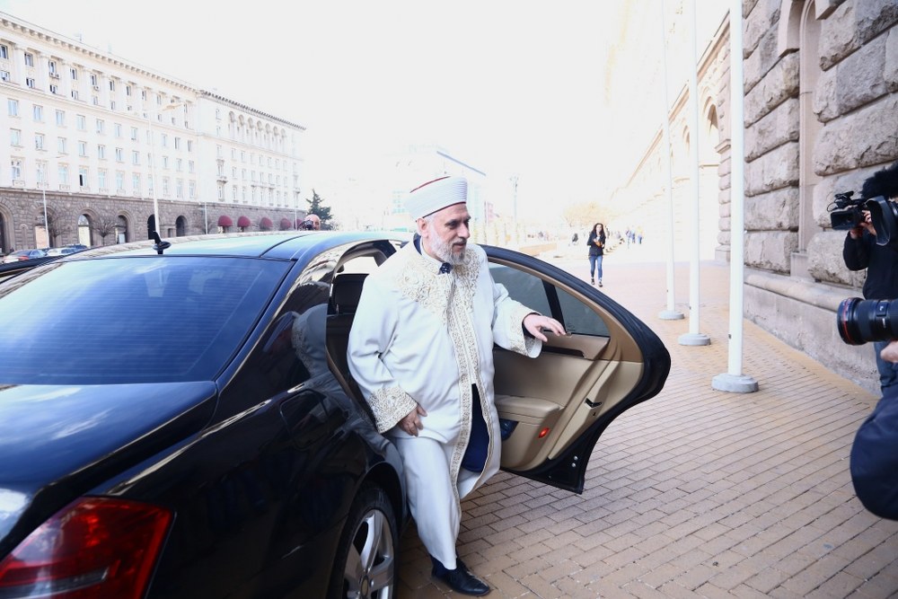 Главният мюфтия Мустафа Хаджи: Приходите от имотите на мюфтийството не са достатъчни, за да се покрият задълженията към държавата