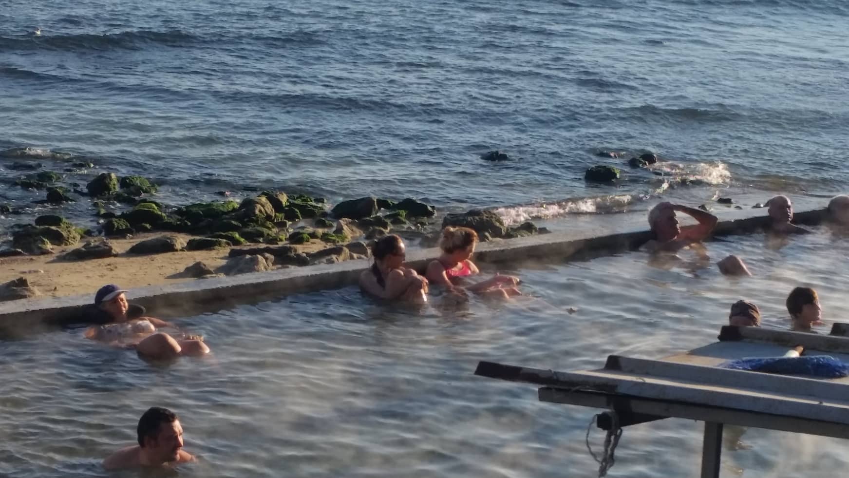 Осъдиха трима братя, ограбили посетители на Топлата вода