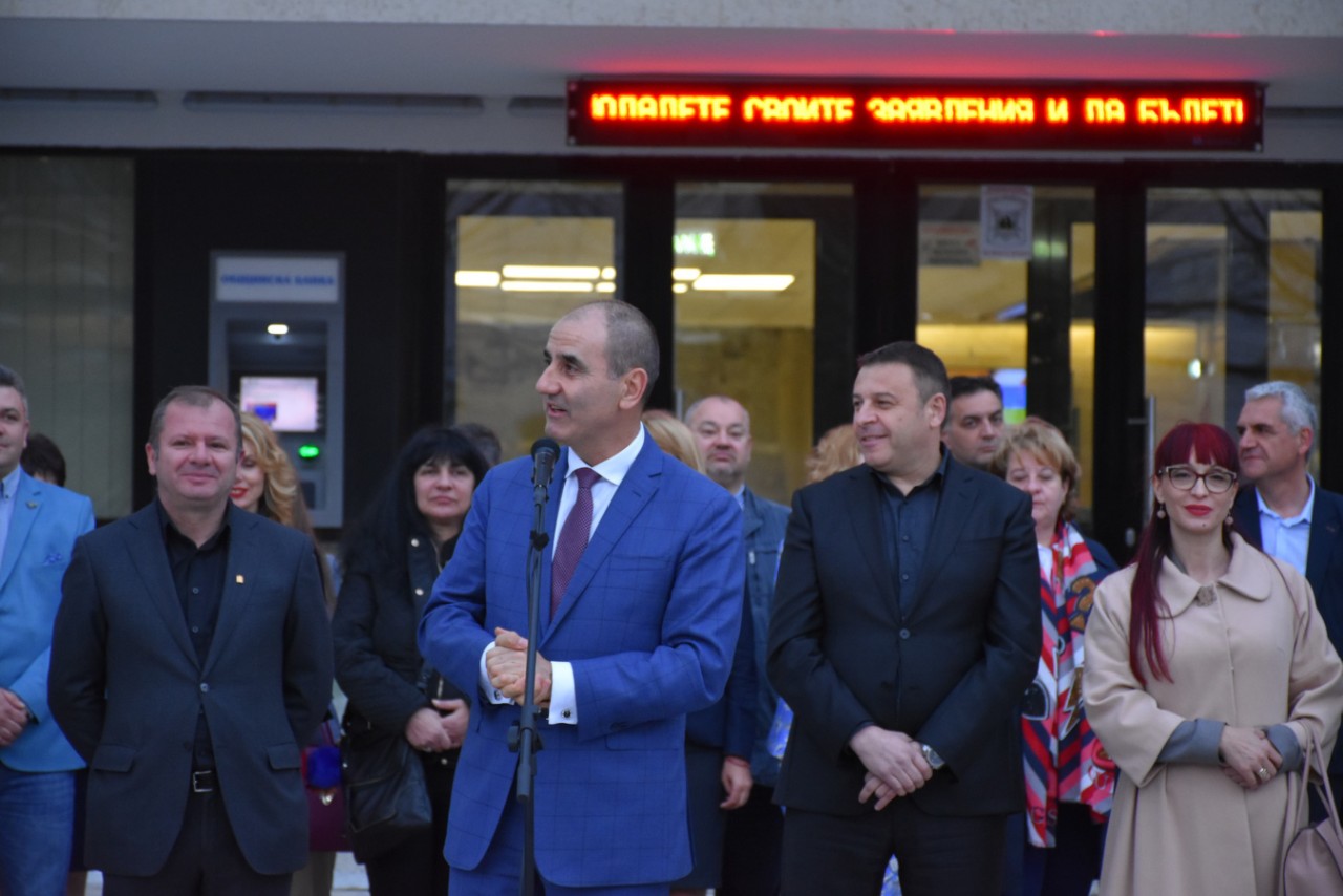 Цветанов: Стабилното управление на премиера Борисов осигурява евросредства за общините