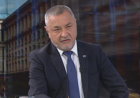 Валери Симеонов: Сделката за опрощаването на дълговете е между Борисов и Доган