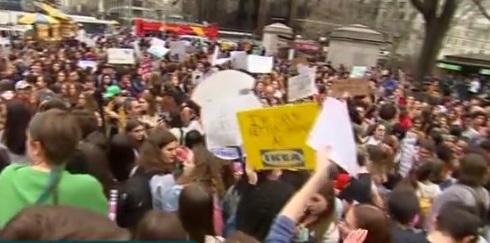 Хиляди протестираха в САЩ в защита на климата, 16 души са арестувани