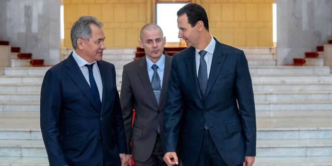 Руският военен министър се срещна с Асад в Сирия