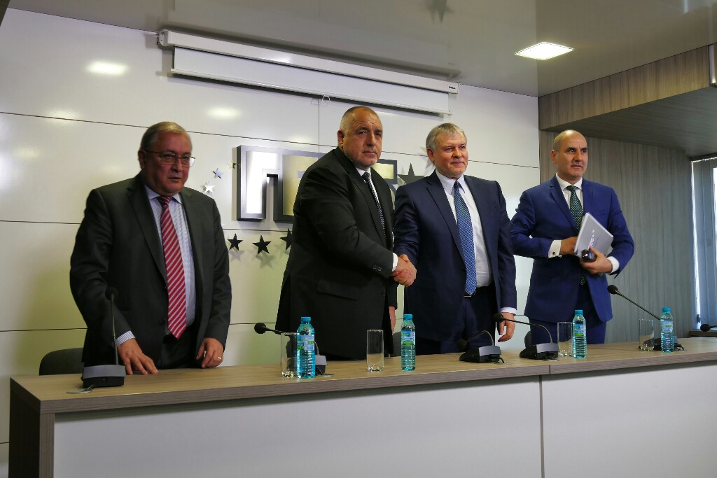 Борисов обеща избираемо място за СДС в евролистата на ГЕРБ