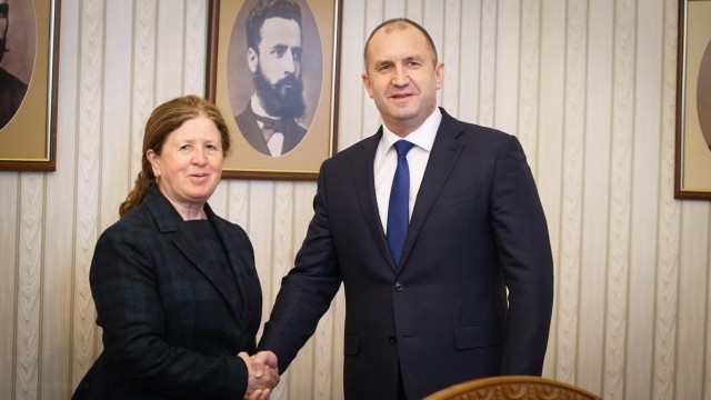 Президентът Радев поиска гаранции от новия състав на ЦИК, че изборите ще бъдат честни и прозрачни