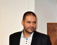 Добрин Вътев, председател на Дружеството на бургаските художници, пред „Труд“: Искам да ни управляват умни и смели хора, паралиите не са за политиката