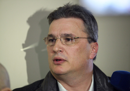 Бисер Лазов, основен свидетел по делото “КТБ”: Цветан Василев плащаше на Иван Костов и дъщеря му (обзор)