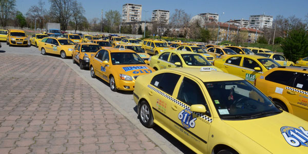 Прокуратурата в Пловдив: Не разследваме таксиметровите водачи, а техните работодатели