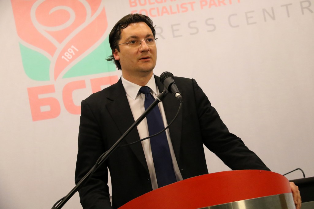 Крум Зарков, БСП: Оставката на Цветанов е политически фалш