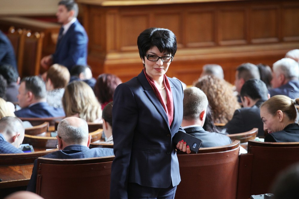 Десислава Атанасова: Не съм видяла в българския парламент да се взимат решения под натиск от чужда държава