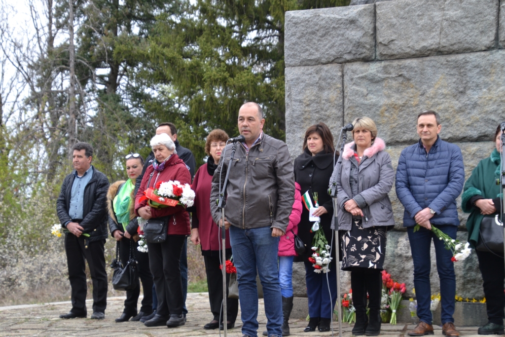Социалисти от Велико Търново, Габрово и Севлиево отбелязаха 75 г. от Балванската битка