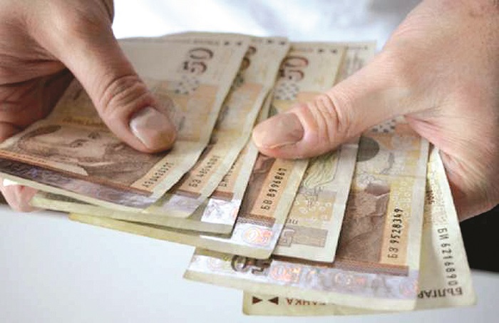 Икономиката се забавя, ако свием разходите си