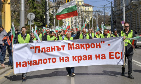Планът на Макрон да удари другите икономики