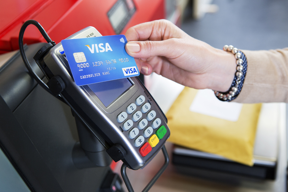 Покупки с безконтактни карти Visa до 50 лева без ПИН код