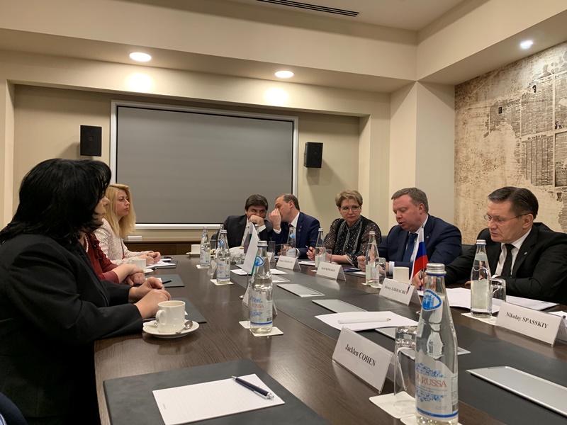 Министър Петкова: Разчитаме на партньорство с "Росатом" по всички етапи за АЕЦ "Белене"