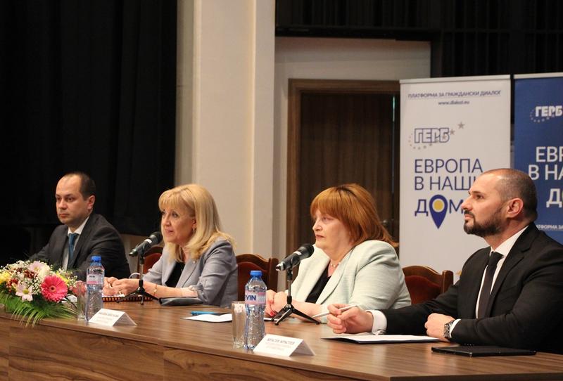 Петя Аврамова: От 15 май започва тестването на тол системата