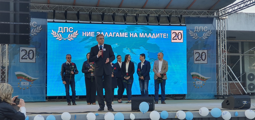 Мустафа Карадайъ от Павел баня: Европа ни вярва, защото сме едни и същи и в Брюксел и в Павел баня!