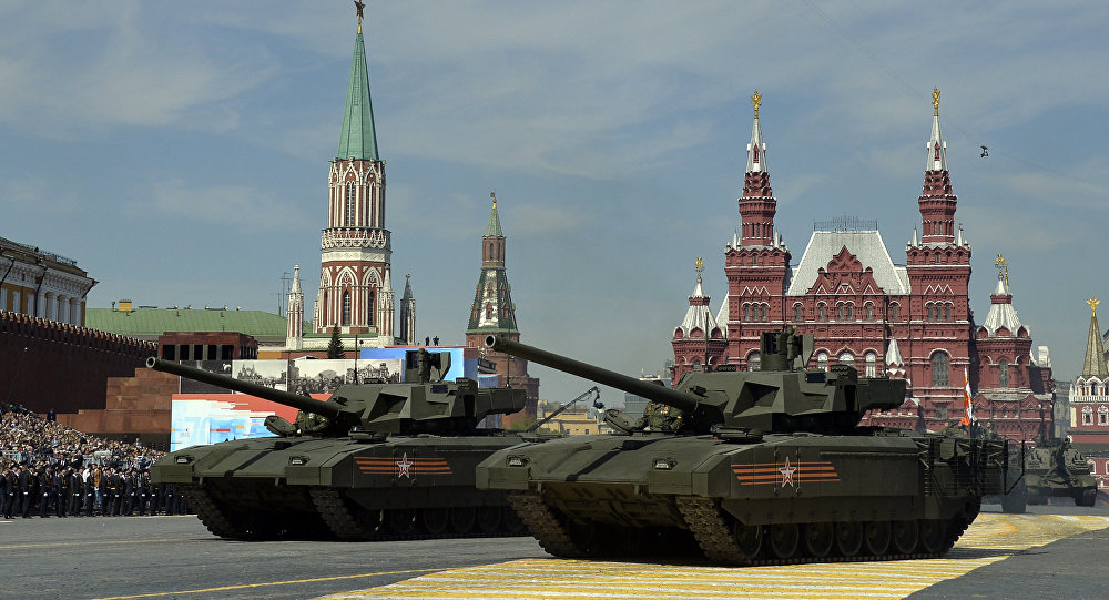 Гледайте НА ЖИВО грандиозния военен парад в Москва (ВИДЕО)