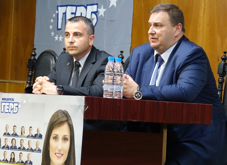 Емил Радев: С промени в европейското законодателство изваждаме на светло  офшорките и премахнахме анонимните сейфове