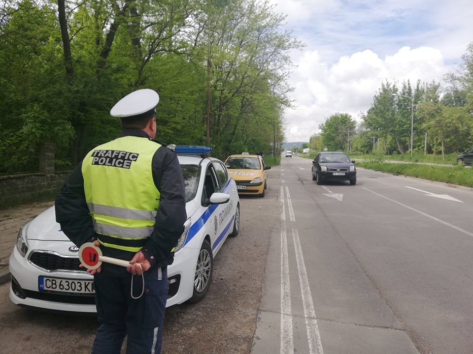 Спряха 743 коли, намериха 800 нарушения