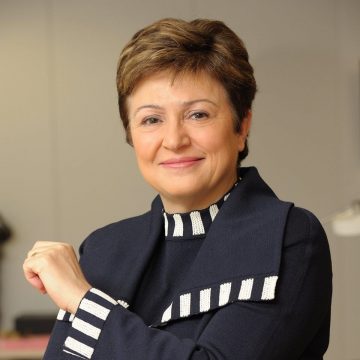 "Блумбърг": Кристалина Георгиева е силен претендент за наследник на Юнкер