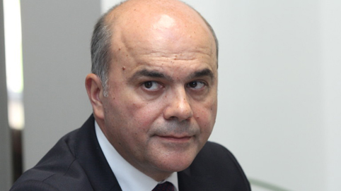 Министър Петков: Няма направени законодателни промени с цел отнемане на деца