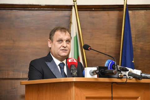 Румен Радев се среща с председателя на ВАС Георги Чолаков