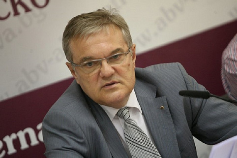 Румен Петков, председател на "Коалиция за България", пред „Труд“: Нинова осигури комфорт на Борисов като на късния Живков