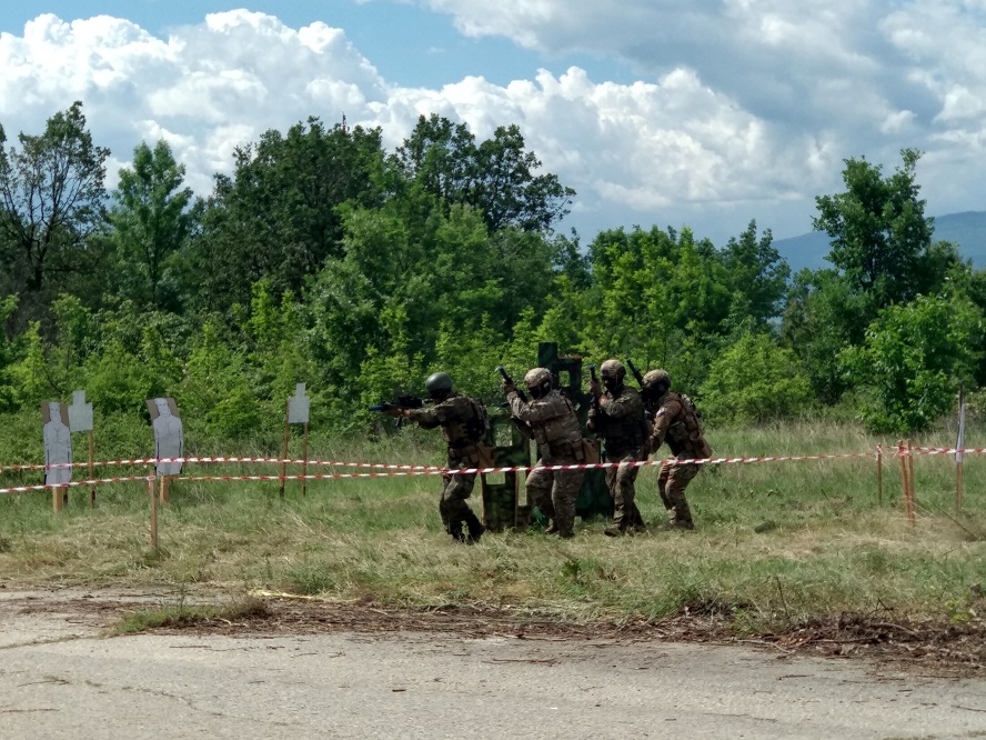 Военни командоси от България и Гърция проведоха съвместно учение на Чешнегирово