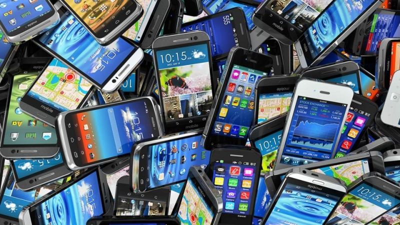 Хванаха близо 7000 мобилни телефони и устройства за тях на "Дунав мост"
