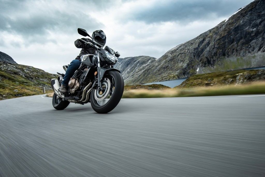 Новият модел CB 500F пристигна