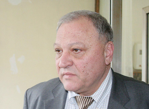 Димитър Дъбов, член на НС на БСП пред „Труд“: В БСП няма вътрешна опозиция, а остро несъгласие със стила на работа на председателката й