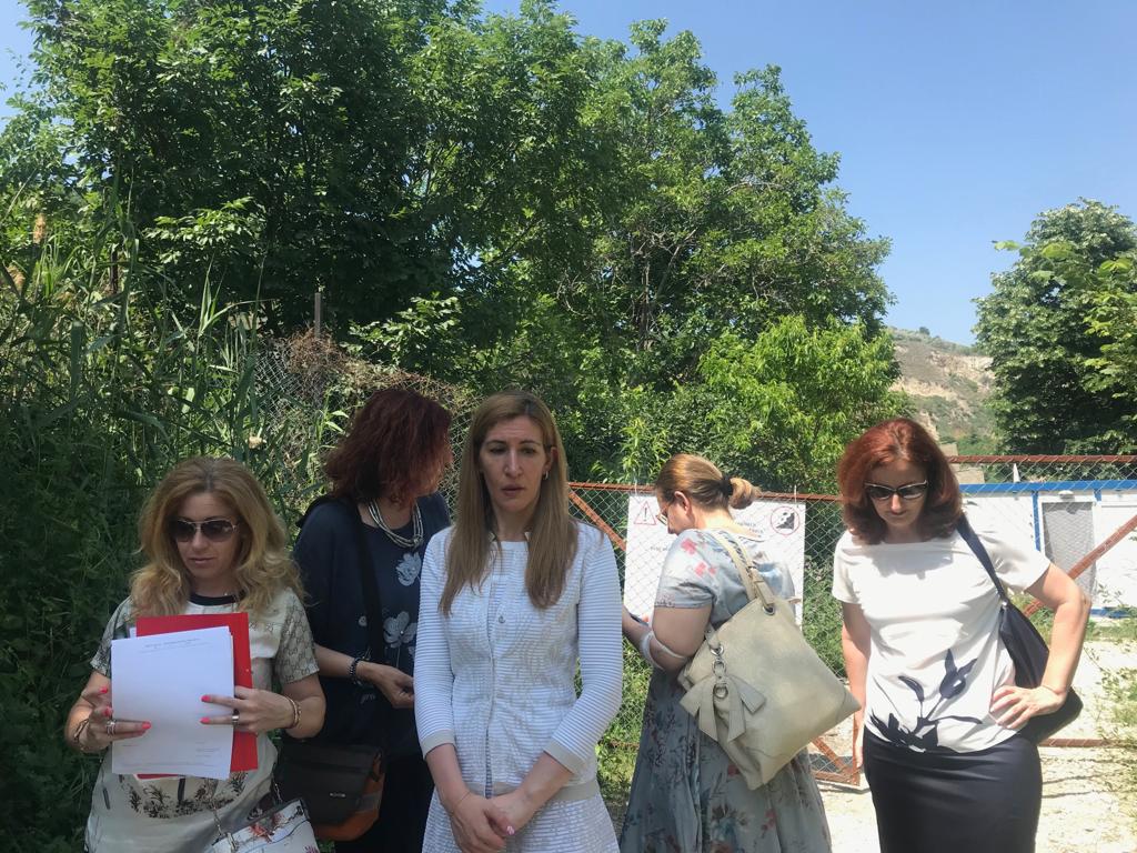 Проверяват ограден плаж на север от Златни пясъци