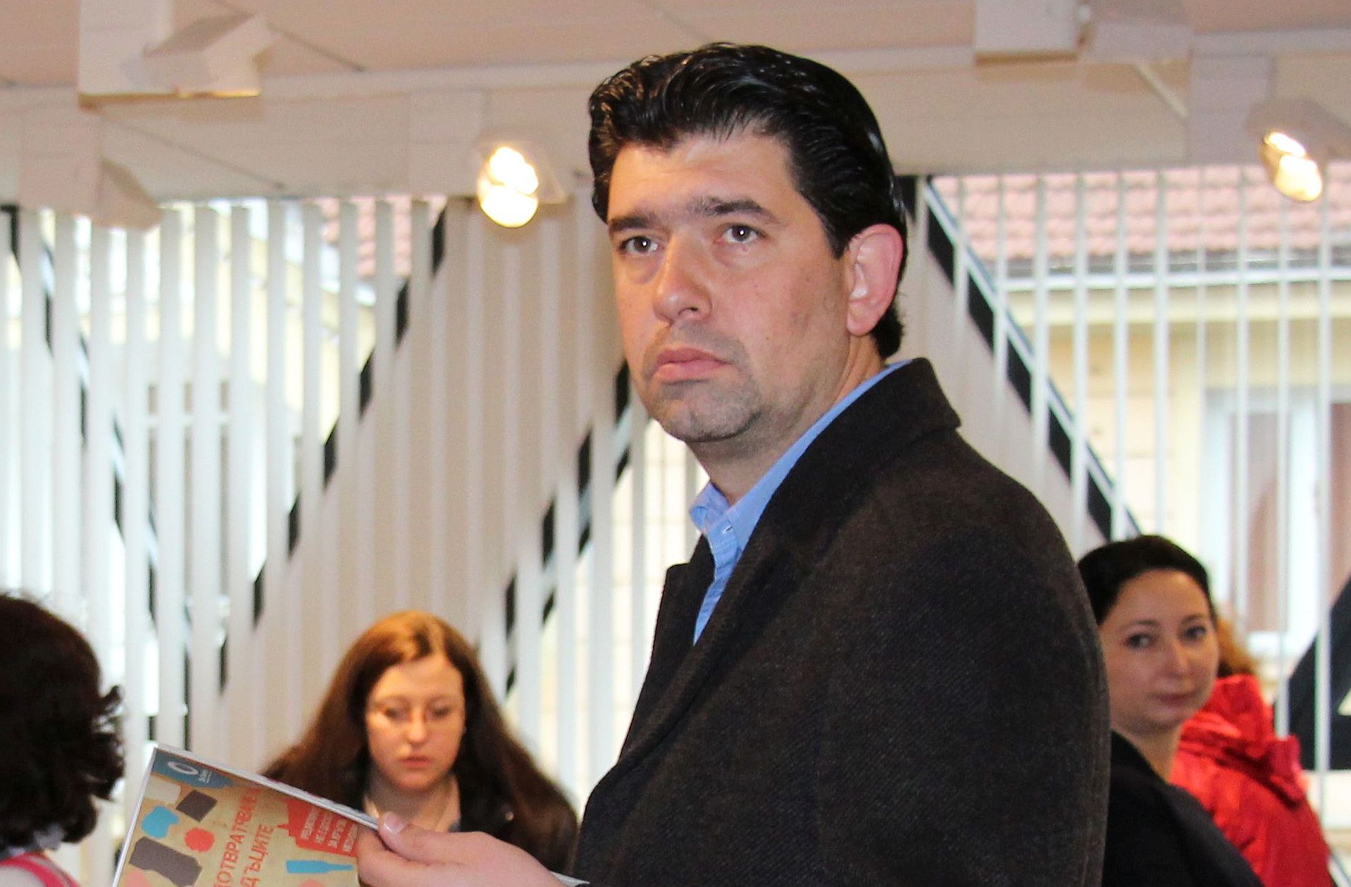 Иван Таков: Сечта на дървета на бул. "България" е незаконна, съставени са два акта