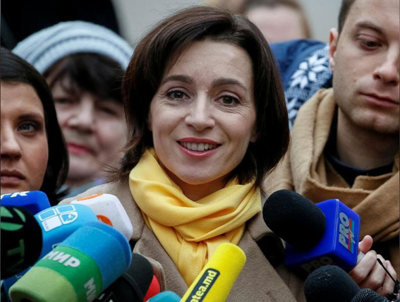 Молдова потъна в политически хаос (обзор)